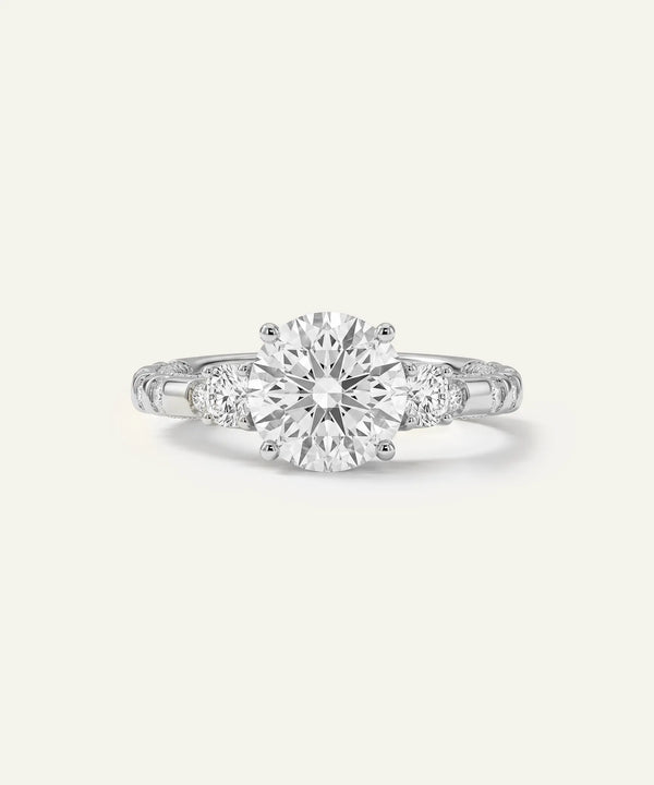 Novello Lab-grown Diamond Round Engagement Ring