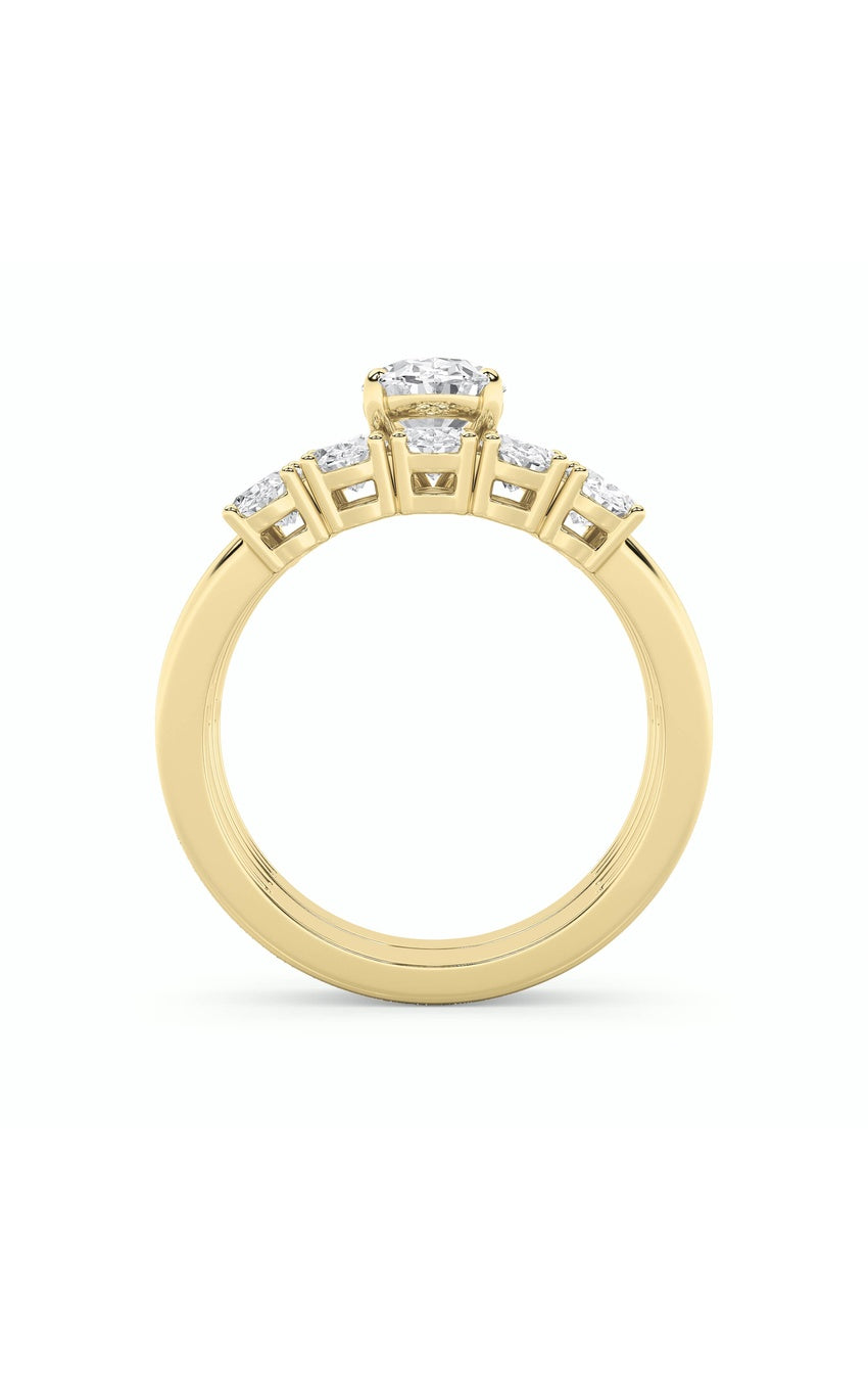 2.5Cttw Oval Shaped Lab Grown Diamond (G/VS) Bridal Set with Matching Band and  Ring in 14K Gold