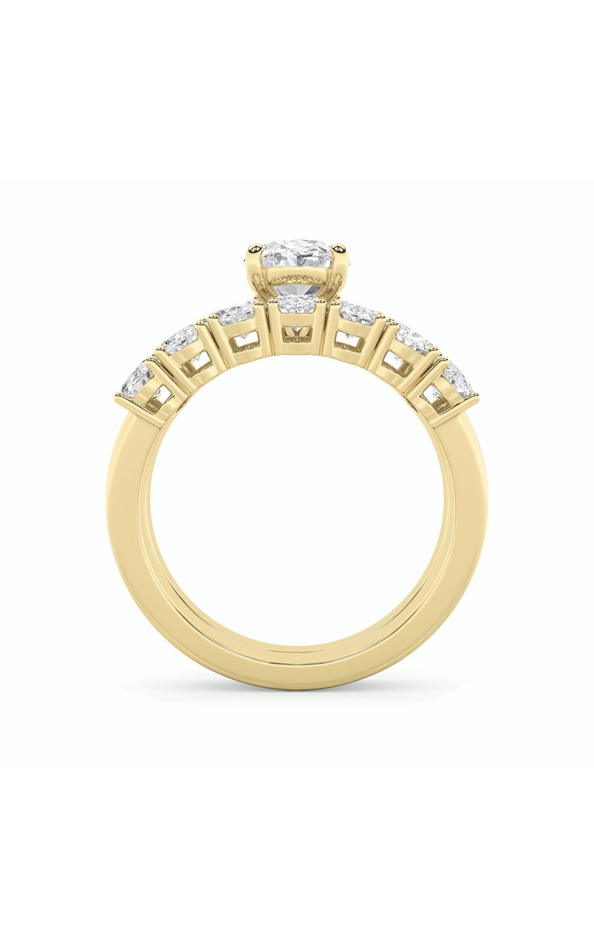 3.5Cttw Oval Shaped Lab Grown Diamond (G/VS) Bridal Set with Matching Band and  Ring in 14K Gold