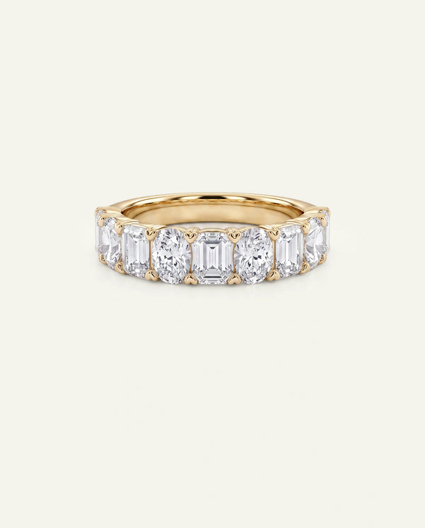 Novello Lab-grown Diamond Oval & Emerald Band