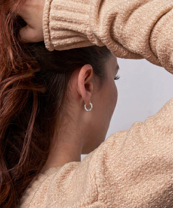 Oroventi Tri-color Round Hoops