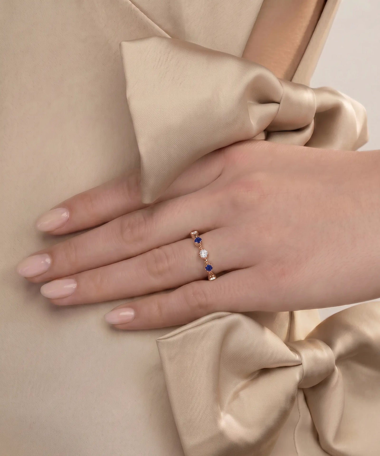 Aanika V. Sapphire & Diamond Band