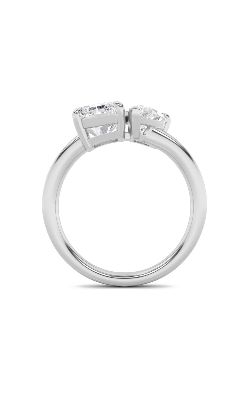 3Cttw Radiant Shaped Lab Grown Diamond (F/VS) Toiet Moi Fashiion Ring in 14K Gold