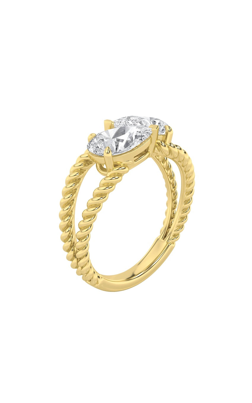 2Cttw Pear Shaped Lab Grown Diamond (F/VS) Toi etMoi Fashiion Ring in 14K Gold