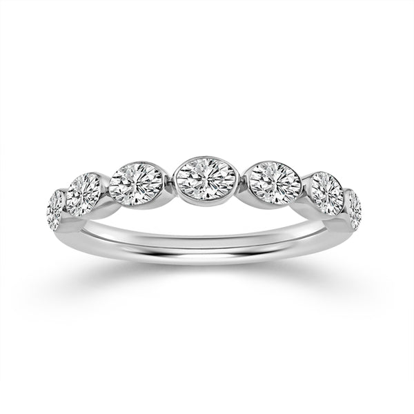 Novello Lab-grown Diamond Oval Bezel Setting Band