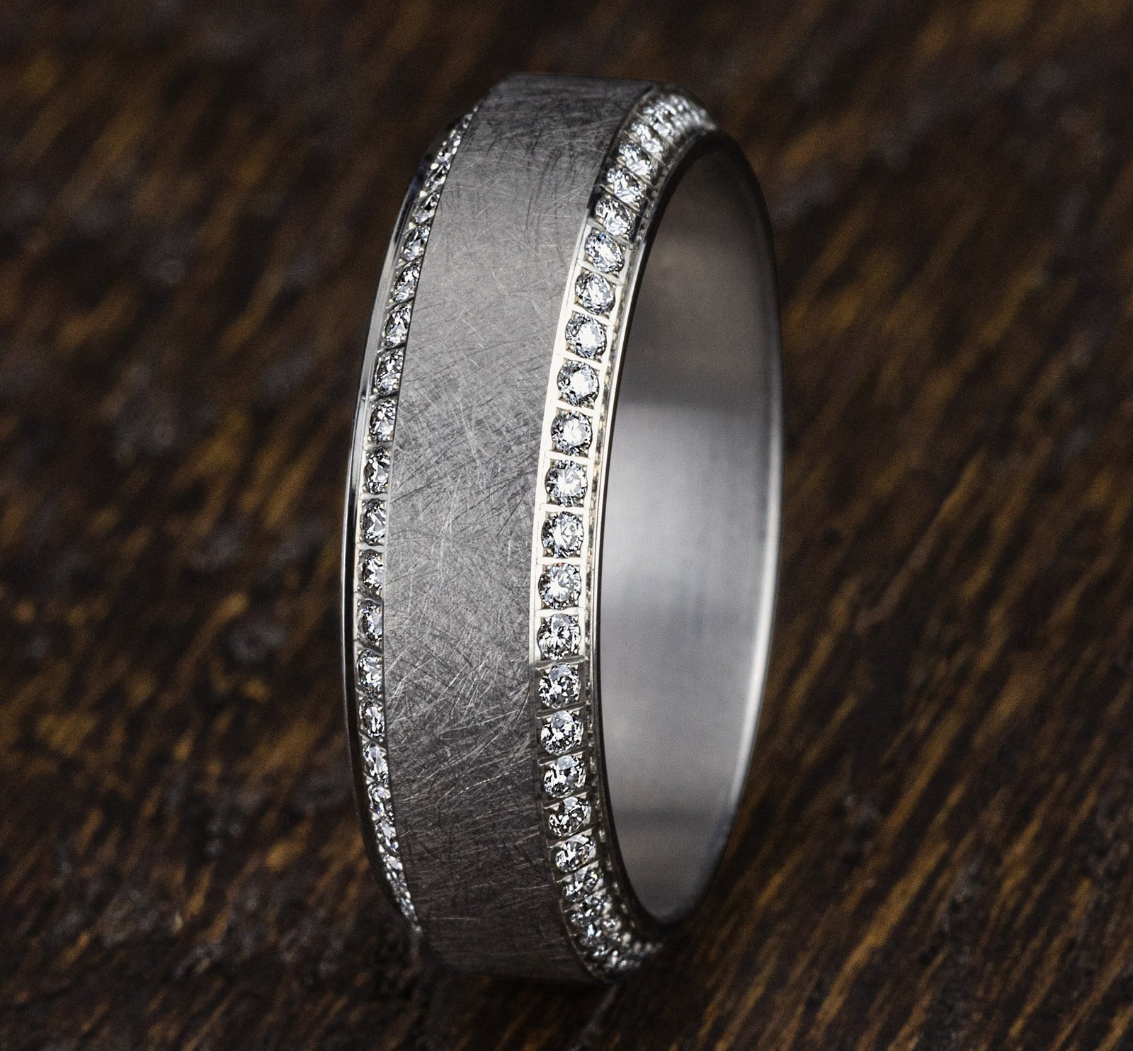 benchmark:ring_CF88707014KW_4