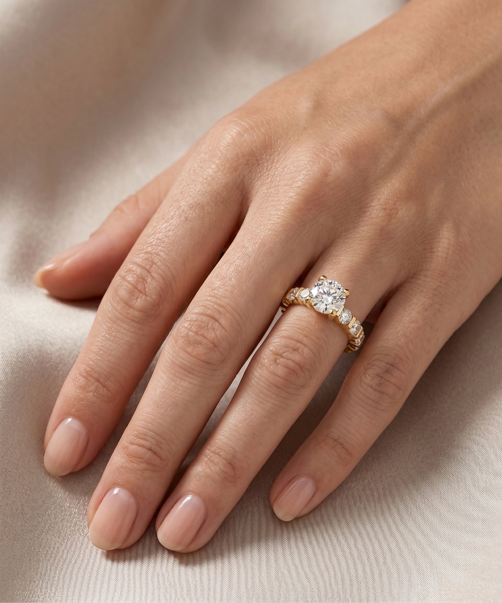 Ovani® Round Lab-grown Diamond Engagement Rings
