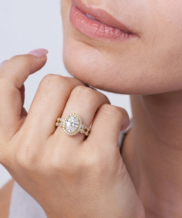 Ovani® Lab-grown Diamond Oval Halo Bridal Set